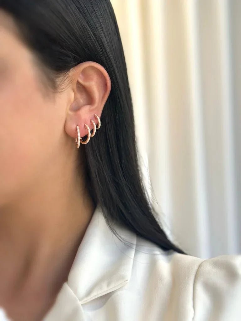 עגילי חישוק כסף 925 – טרנד יומיומי נצחי - | Kalimira Jewelry | תכשיטי כסף Kalimira | إكسسوارات فضة Kalimira